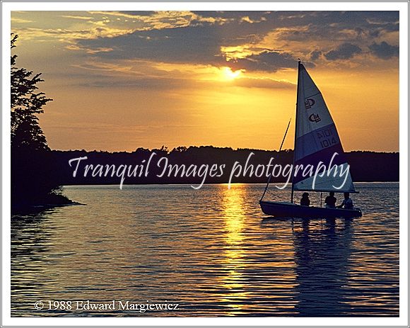 350150---Sail boat coming into dock 